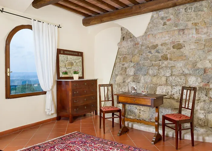 Residenza d'epoca Torre dei Serviti Siena